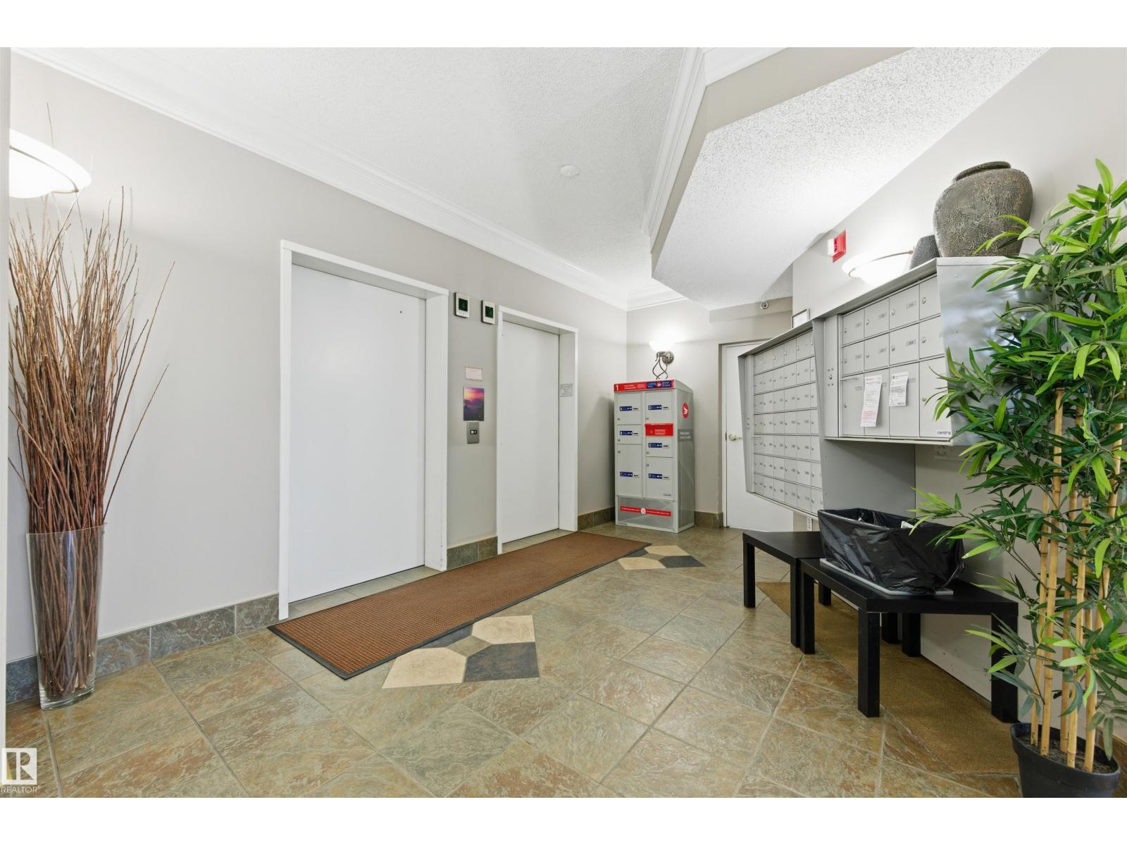 #201 9640 105 St Nw, Edmonton, Alberta  T5K 0Z7 - Photo 4 - E4470700