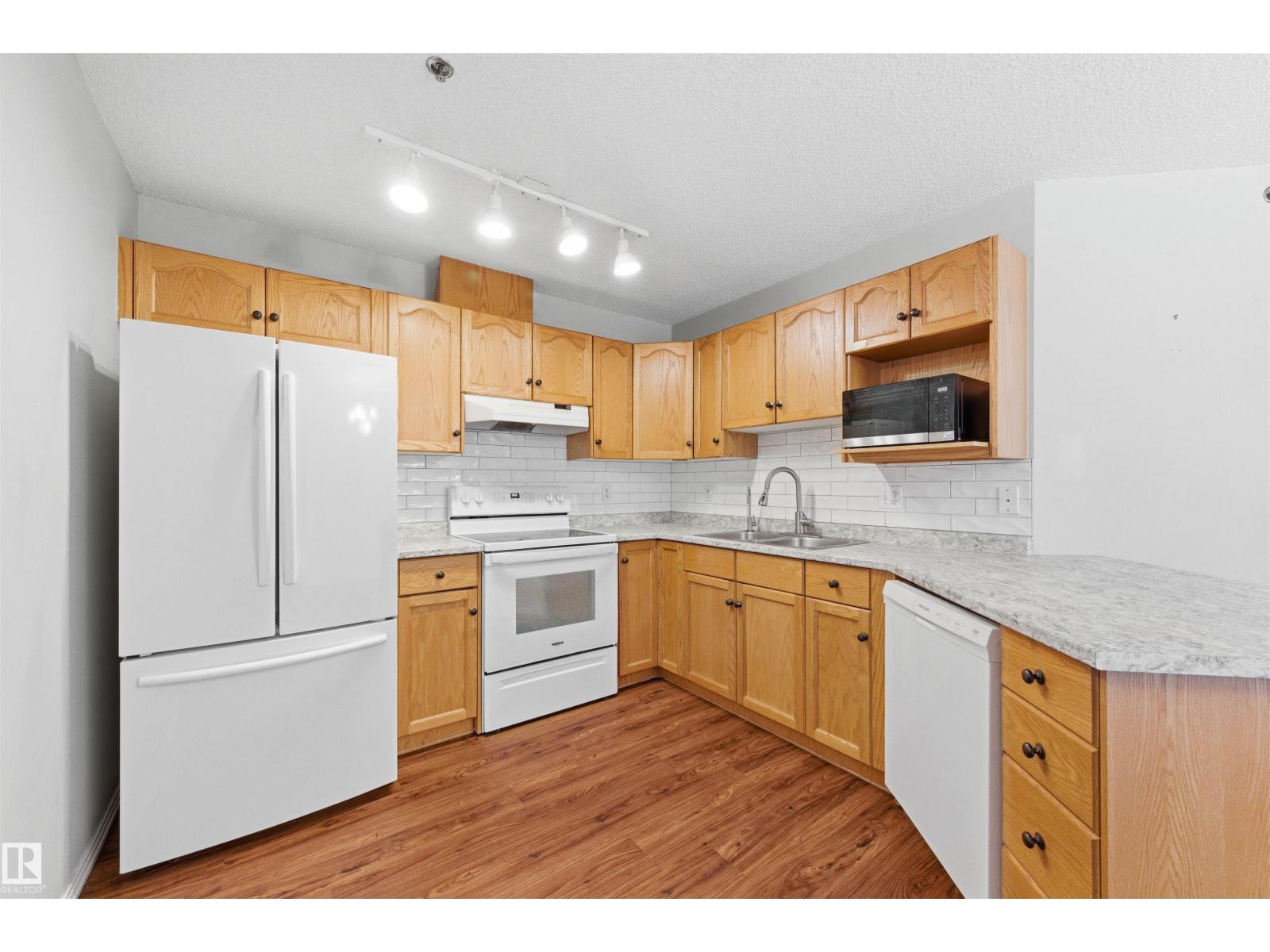 #201 9640 105 St Nw, Edmonton, Alberta  T5K 0Z7 - Photo 37 - E4470700