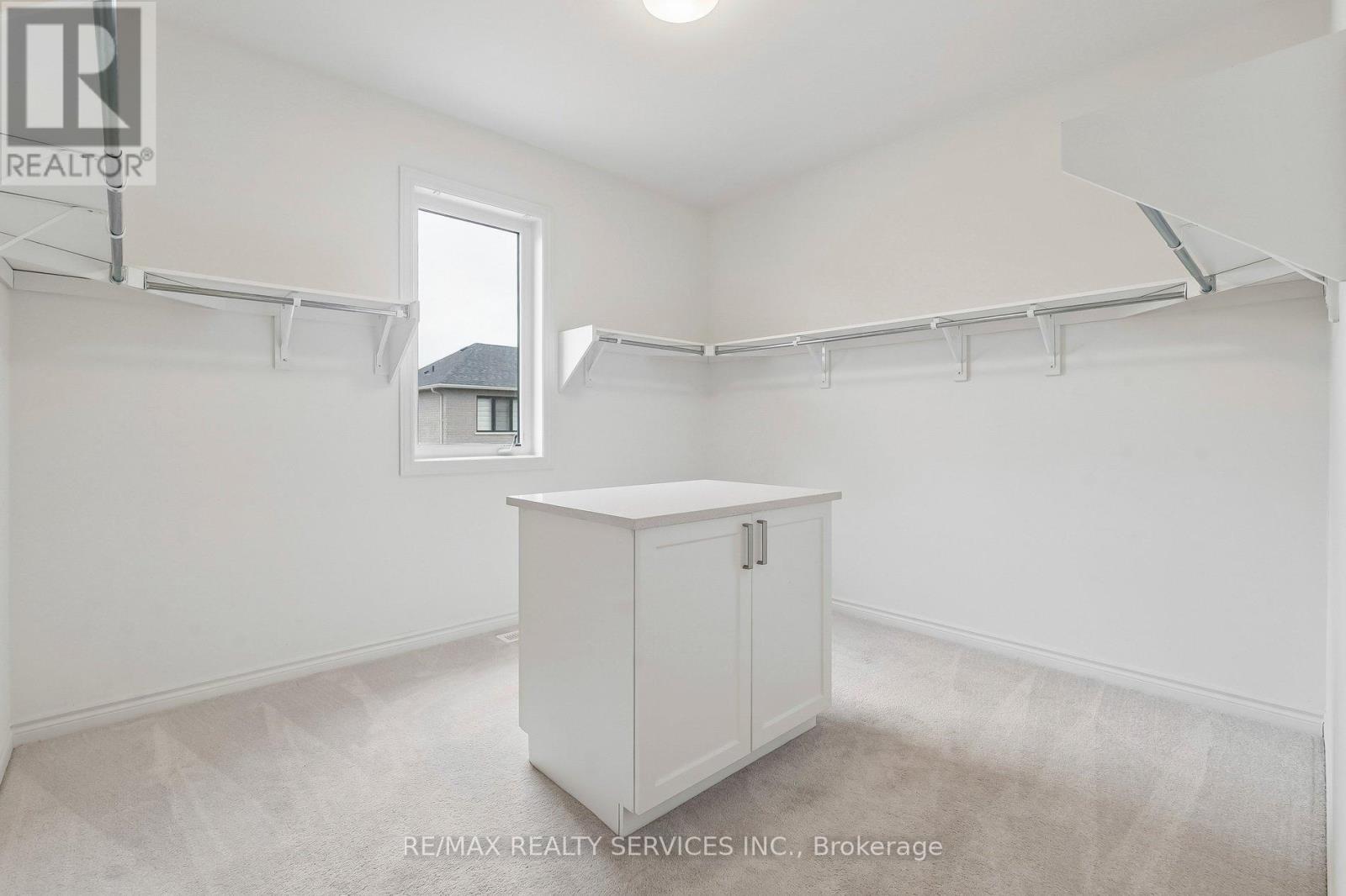 25 Bellflower Crescent, Adjala-Tosorontio, Ontario  L0G 1W0 - Photo 37 - N12926222