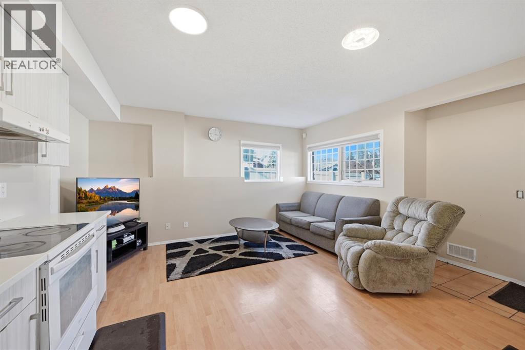 10205 Hidden Valley Drive Nw, Calgary, Alberta  T3A 5B6 - Photo 38 - A2296474