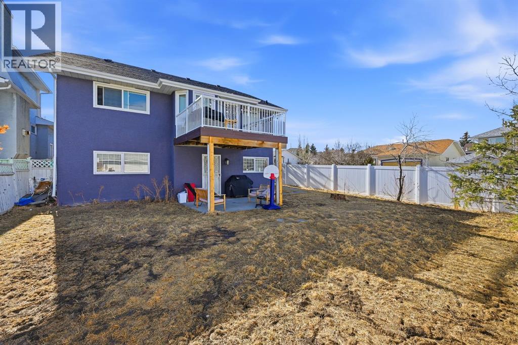 10205 Hidden Valley Drive Nw, Calgary, Alberta  T3A 5B6 - Photo 46 - A2296474