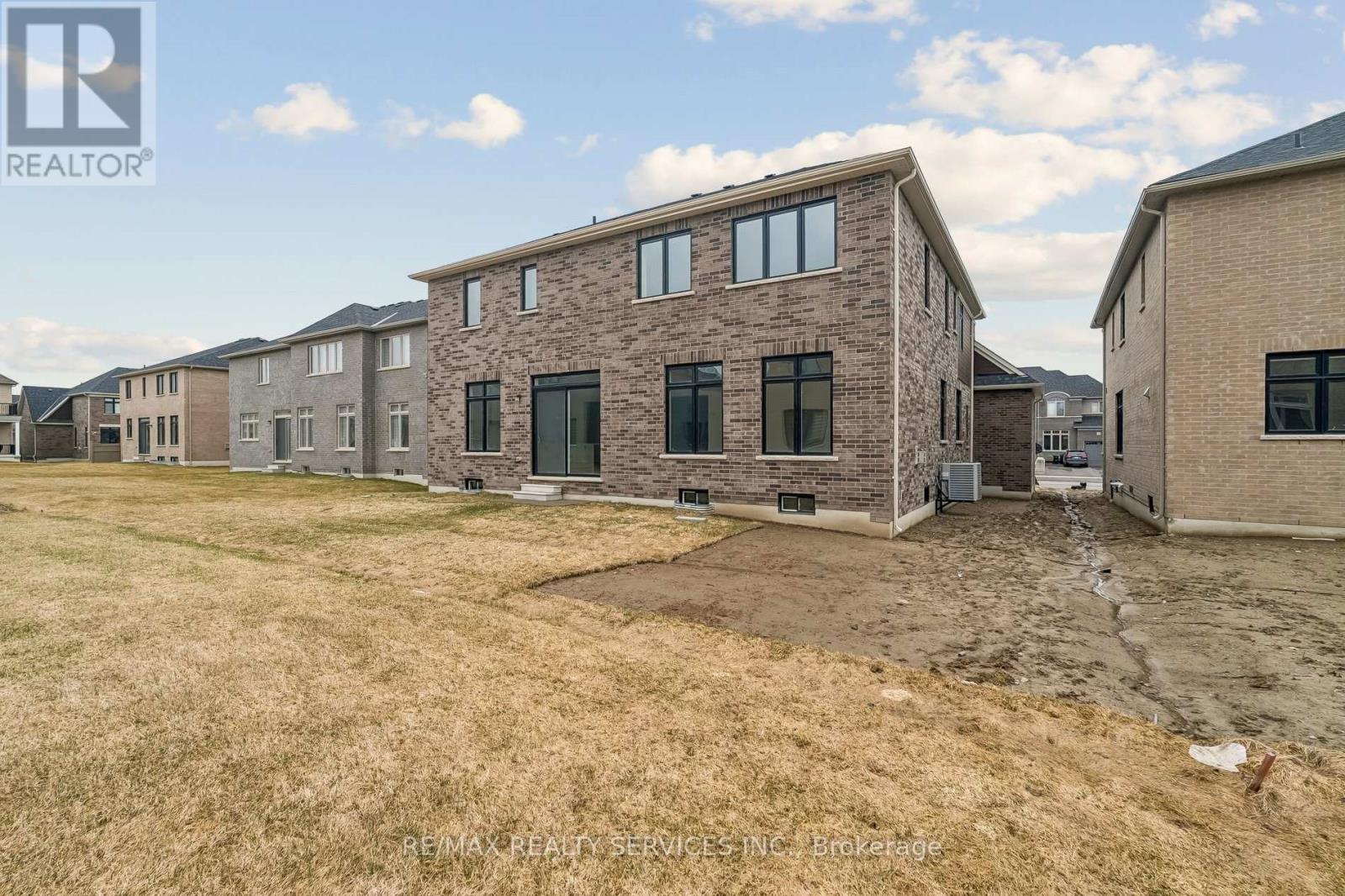 25 Bellflower Crescent, Adjala-Tosorontio, Ontario  L0G 1W0 - Photo 48 - N12926222