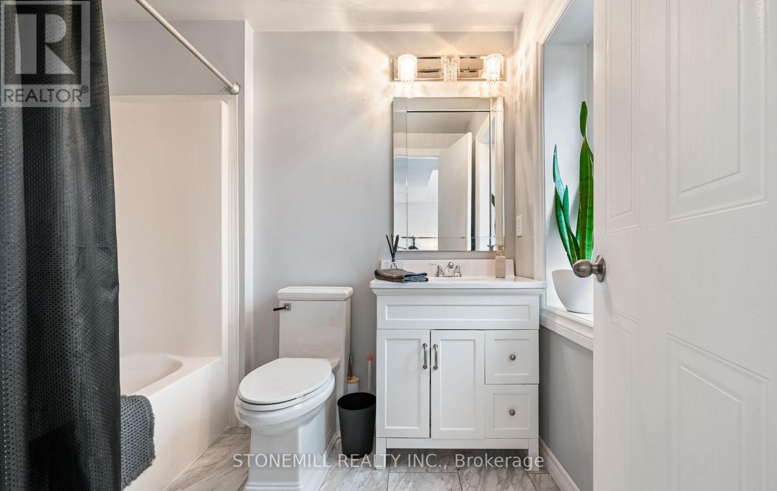 140 Mcmeeken Drive, Cambridge, Ontario  N3C 4E7 - Photo 24 - X12984996