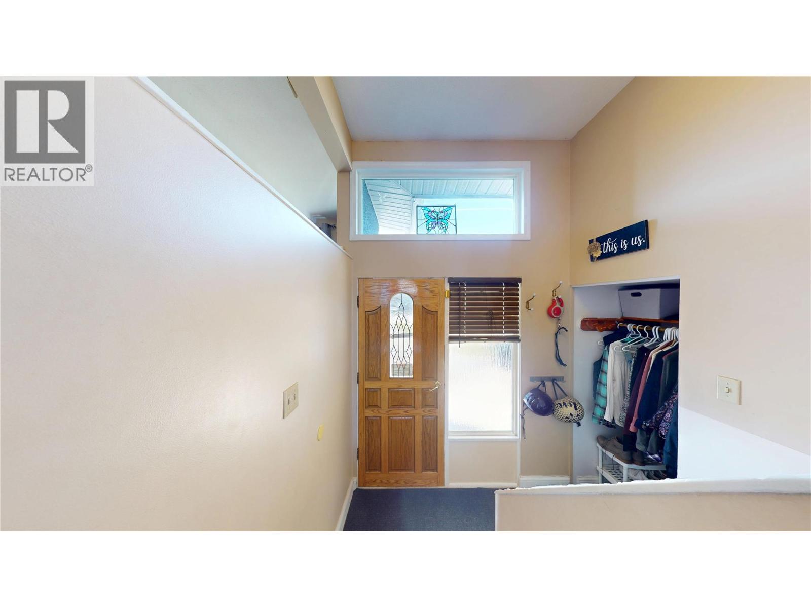 504 10th Street S, Cranbrook, British Columbia  V1C 1S4 - Photo 4 - 10381915