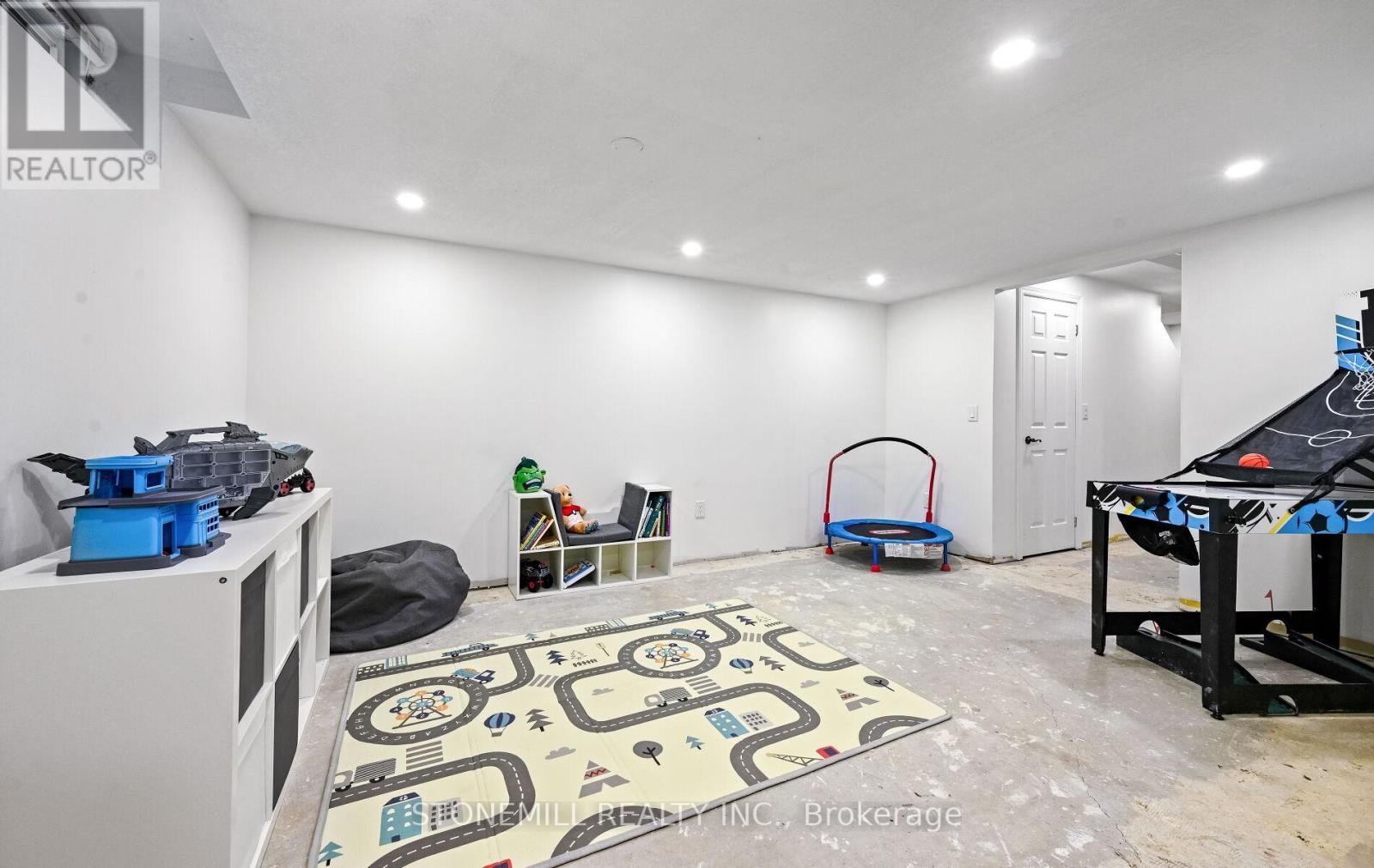 140 Mcmeeken Drive, Cambridge, Ontario  N3C 4E7 - Photo 30 - X12984996