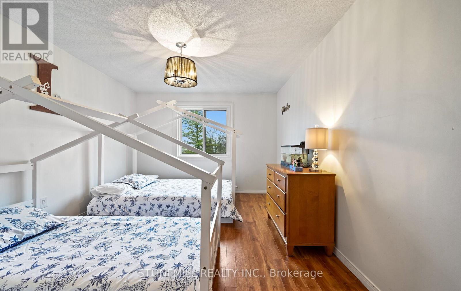 140 Mcmeeken Drive, Cambridge, Ontario  N3C 4E7 - Photo 26 - X12984996