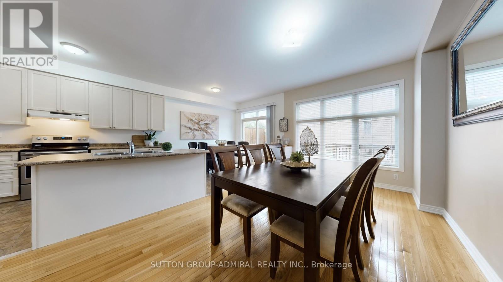 36 Helen Street, Vaughan, Ontario  L4L 3S3 - Photo 9 - N12986998