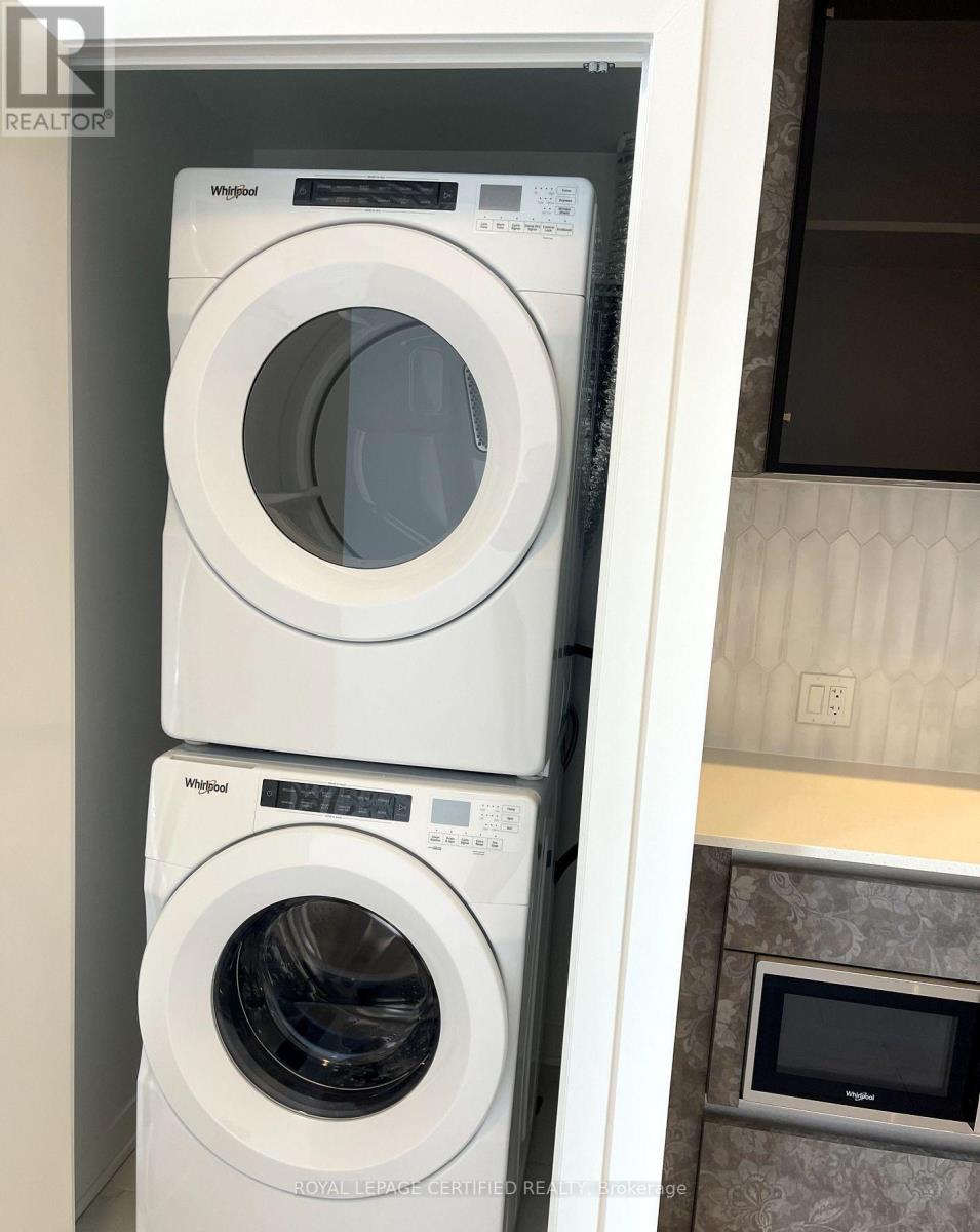 131 - 395 Dundas Street, Oakville, Ontario  L6M 5R8 - Photo 10 - W12987016