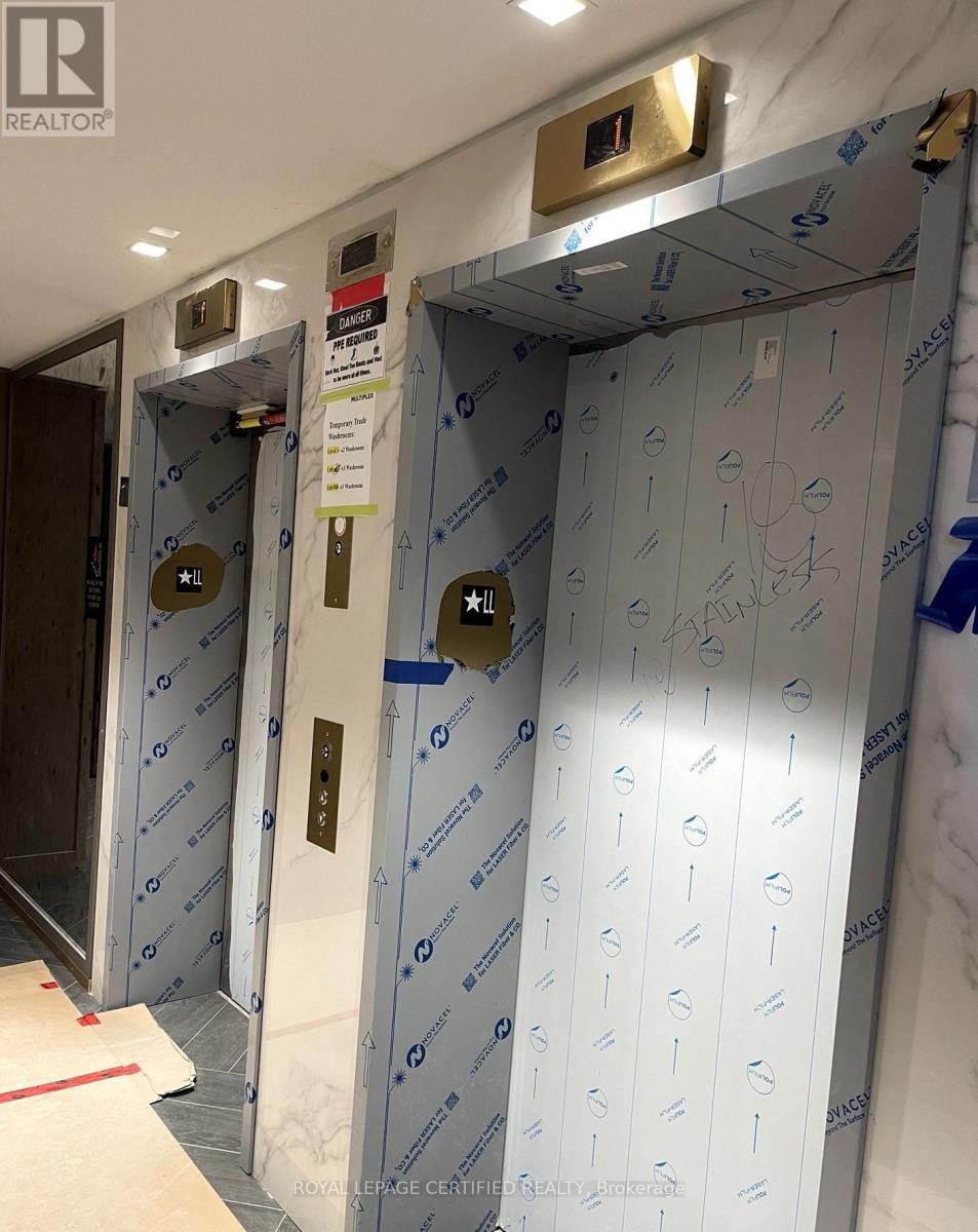 131 - 395 Dundas Street, Oakville, Ontario  L6M 5R8 - Photo 16 - W12987016