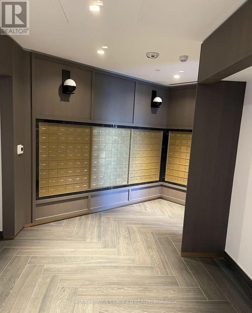 131 - 395 Dundas Street, Oakville, Ontario  L6M 5R8 - Photo 19 - W12987016