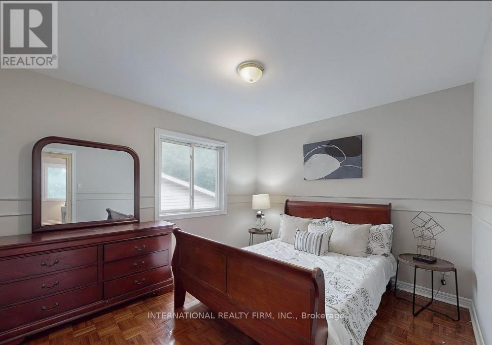 Second Floor - 6 English Street, Brampton, Ontario  L6X 1L4 - Photo 12 - W12987024