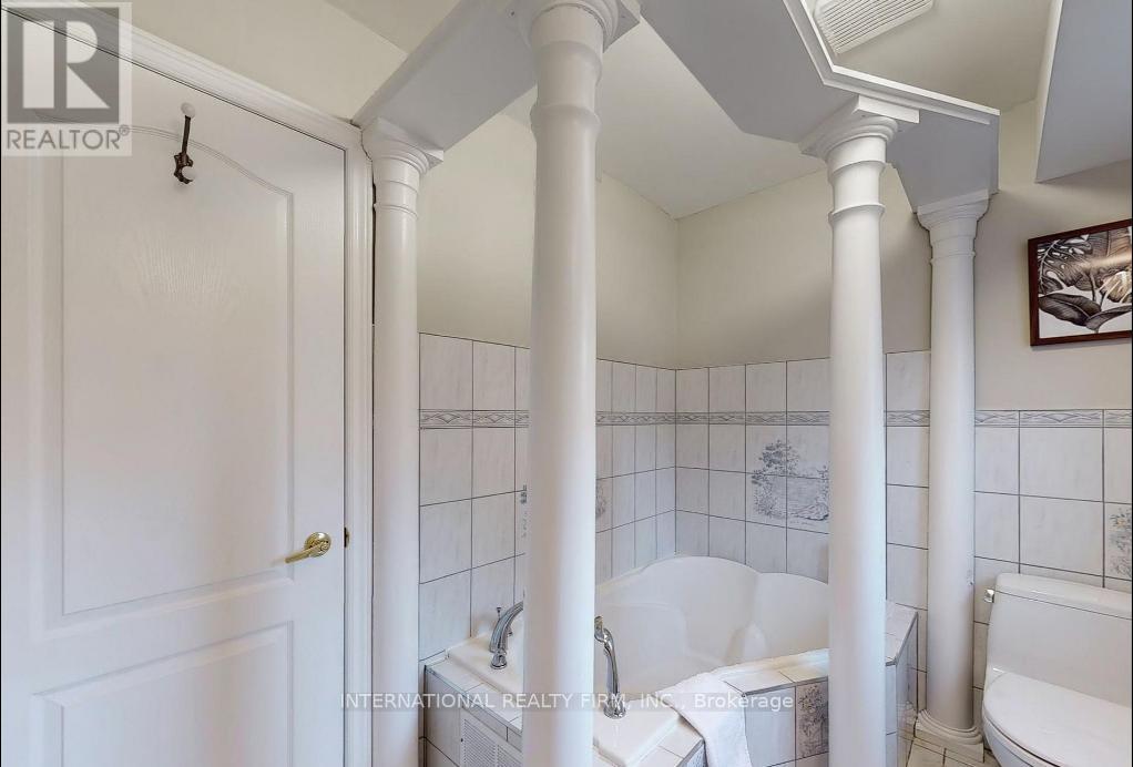 Second Floor - 6 English Street, Brampton, Ontario  L6X 1L4 - Photo 13 - W12987024