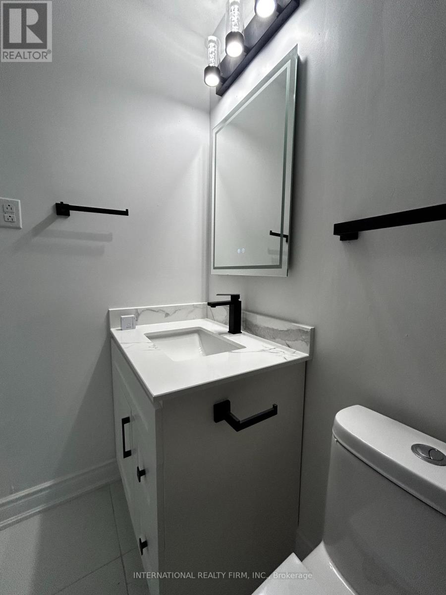 Second Floor - 6 English Street, Brampton, Ontario  L6X 1L4 - Photo 16 - W12987024