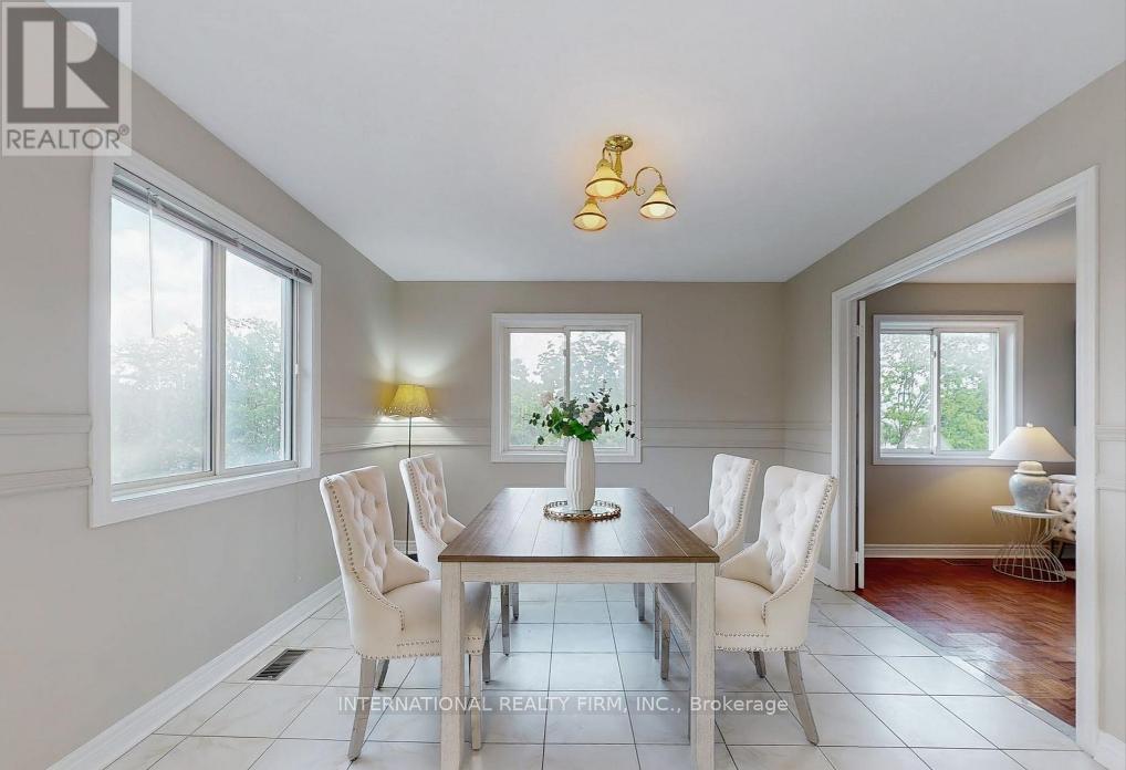 Second Floor - 6 English Street, Brampton, Ontario  L6X 1L4 - Photo 6 - W12987024