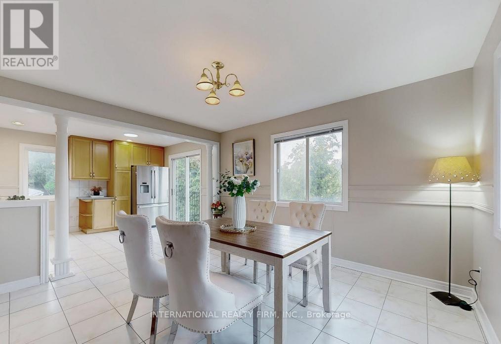 Second Floor - 6 English Street, Brampton, Ontario  L6X 1L4 - Photo 7 - W12987024