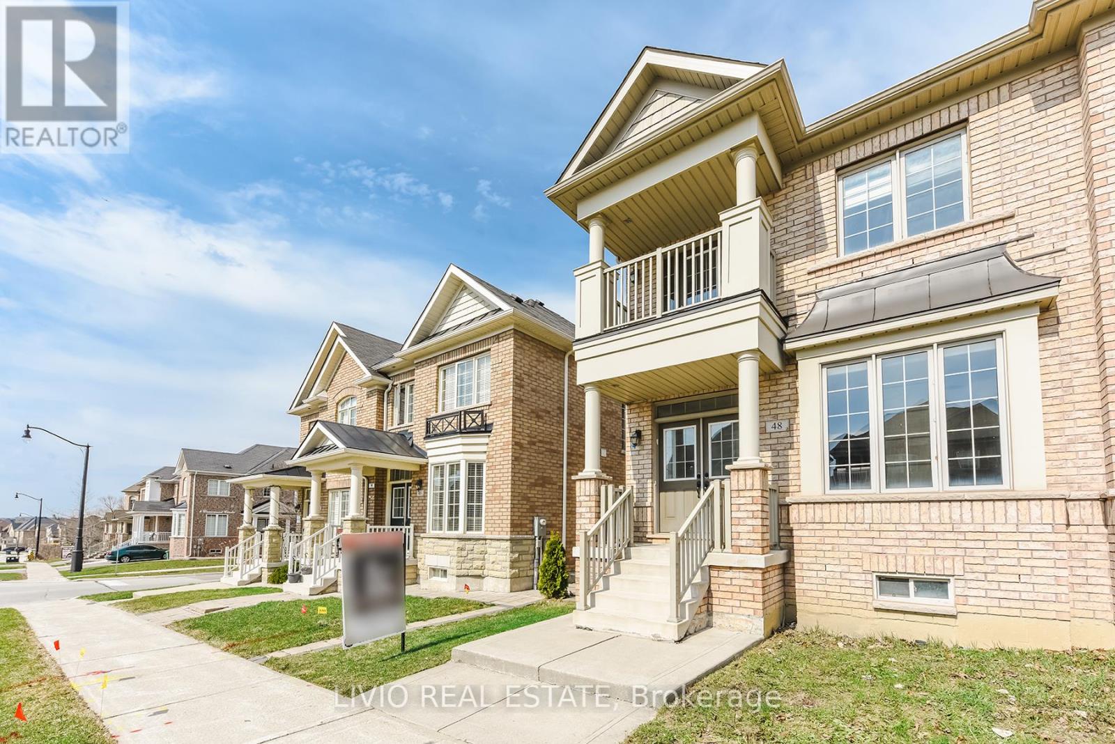 48 Bonnie Braes Drive, Brampton, Ontario  L6Y 0Y5 - Photo 2 - W12987036