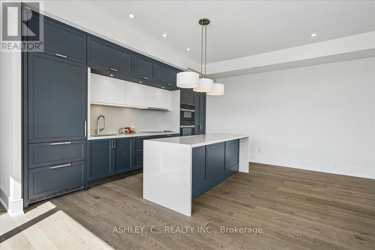 259 The Kingsway, Toronto, Ontario  M9A 0G2 - Photo 12 - W12987080