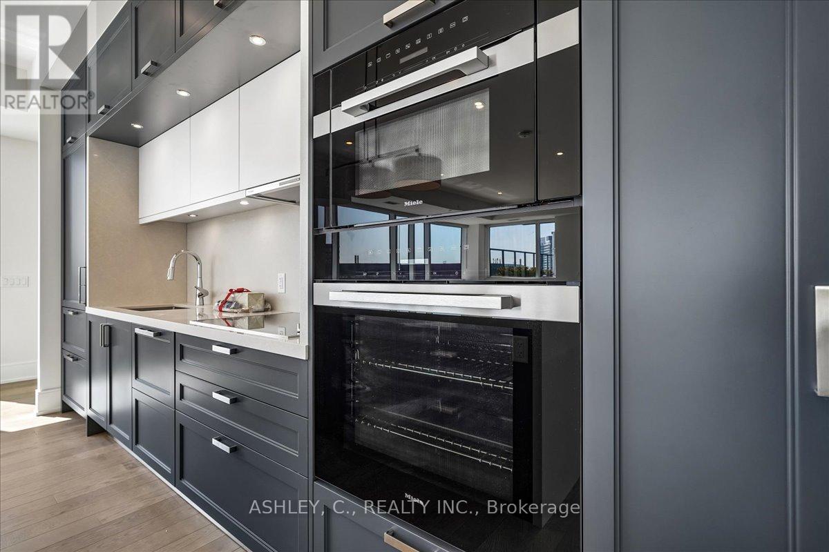 259 The Kingsway, Toronto, Ontario  M9A 0G2 - Photo 14 - W12987080