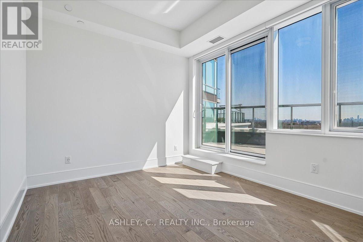 259 The Kingsway, Toronto, Ontario  M9A 0G2 - Photo 20 - W12987080