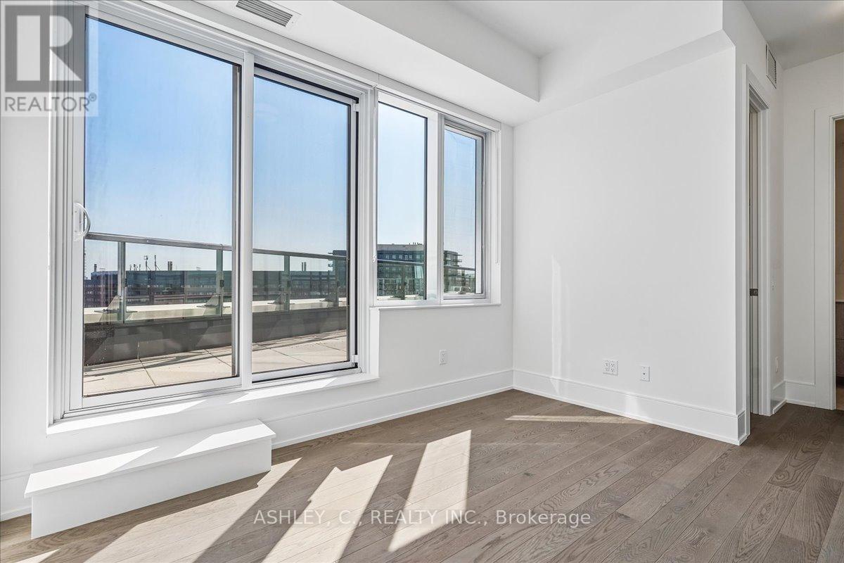 259 The Kingsway, Toronto, Ontario  M9A 0G2 - Photo 21 - W12987080