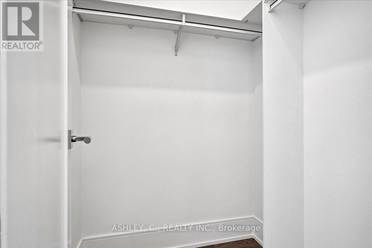 259 The Kingsway, Toronto, Ontario  M9A 0G2 - Photo 26 - W12987080