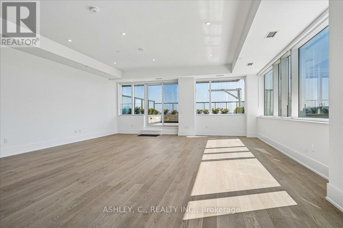 259 The Kingsway, Toronto, Ontario  M9A 0G2 - Photo 7 - W12987080