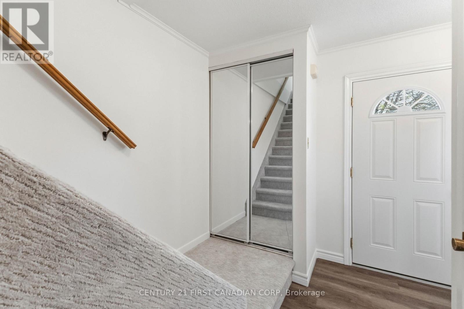 731 Wilkins Street, London South, Ontario  N6C 4Z9 - Photo 9 - X12976716