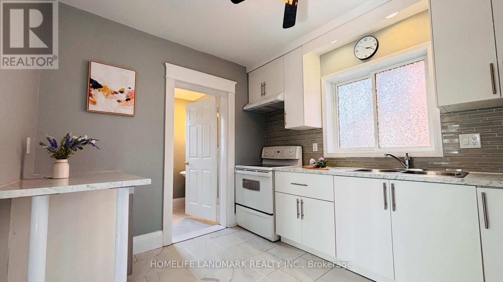 138 Glasgow Street, Kitchener, Ontario  N2G 2G9 - Photo 10 - X12987004