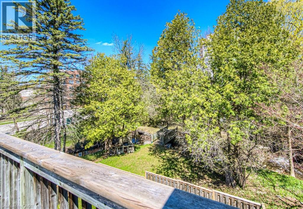 74 Mcdougall Road, Waterloo, Ontario  N2L 2W5 - Photo 38 - 40812237