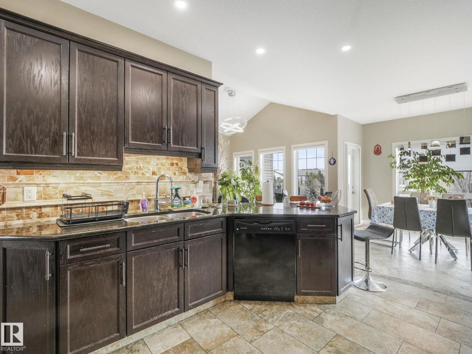 876 Hodgins Rd NW, Edmonton, Alberta  T6M 0K8 - Photo 33 - E4481472