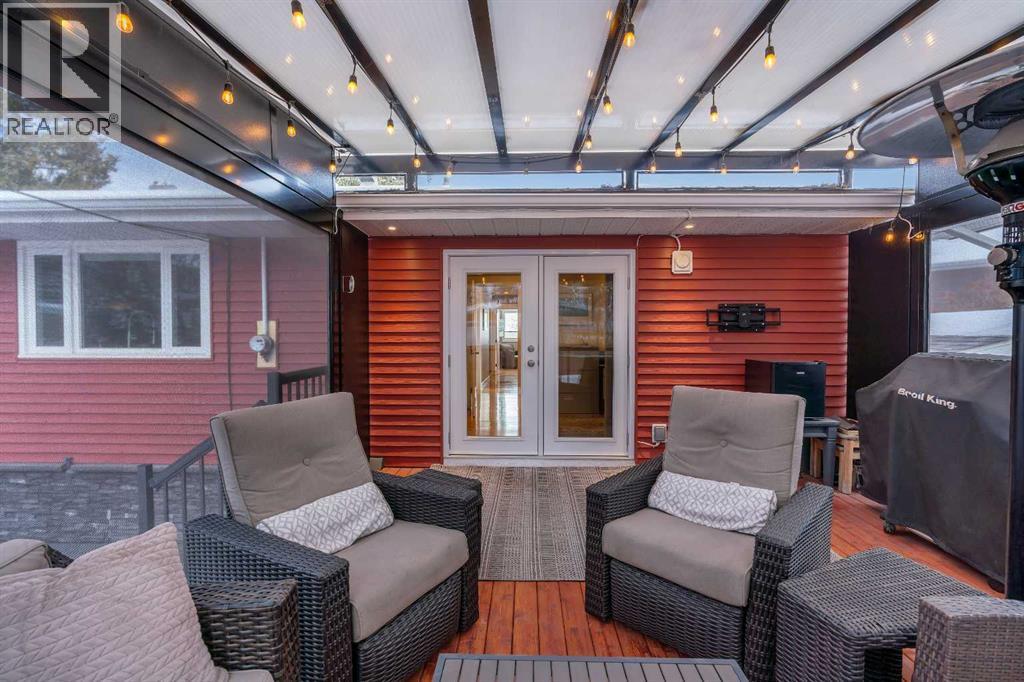 5411 Ladbrooke Drive SW, Calgary, Alberta  T3E 5X9 - Photo 20 - A2291483