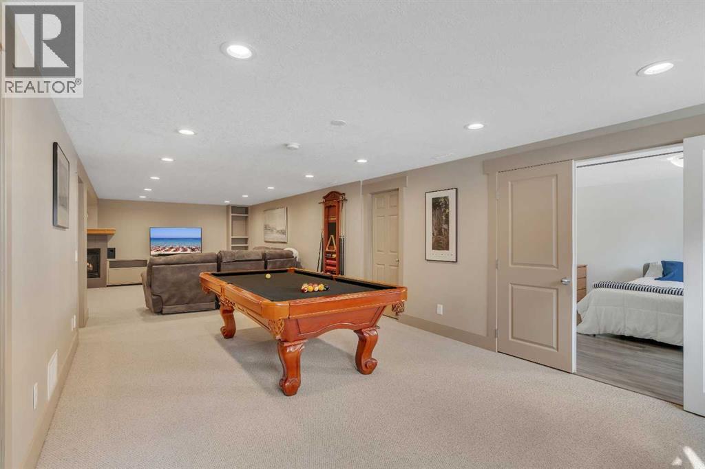 5411 Ladbrooke Drive SW, Calgary, Alberta  T3E 5X9 - Photo 39 - A2291483