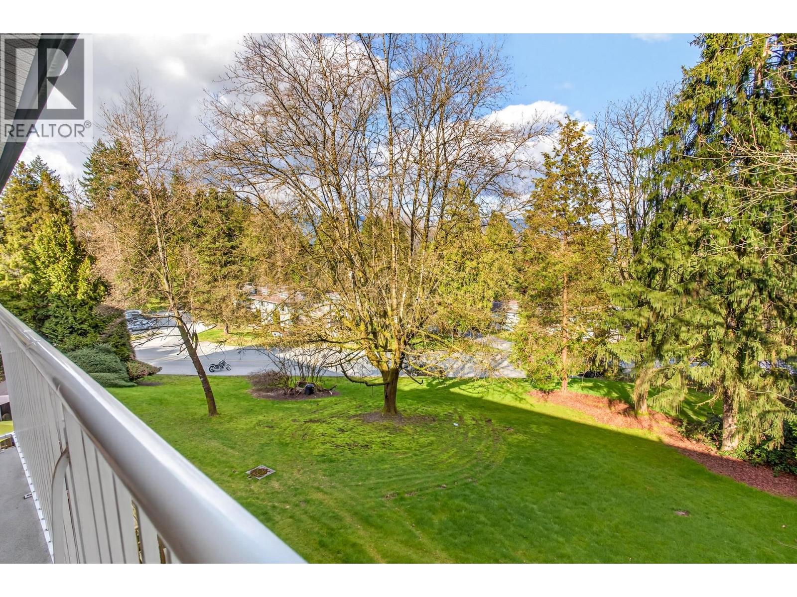 1051 Cecile Drive, Port Moody, British Columbia  V3H 1M5 - Photo 9 - R3105547