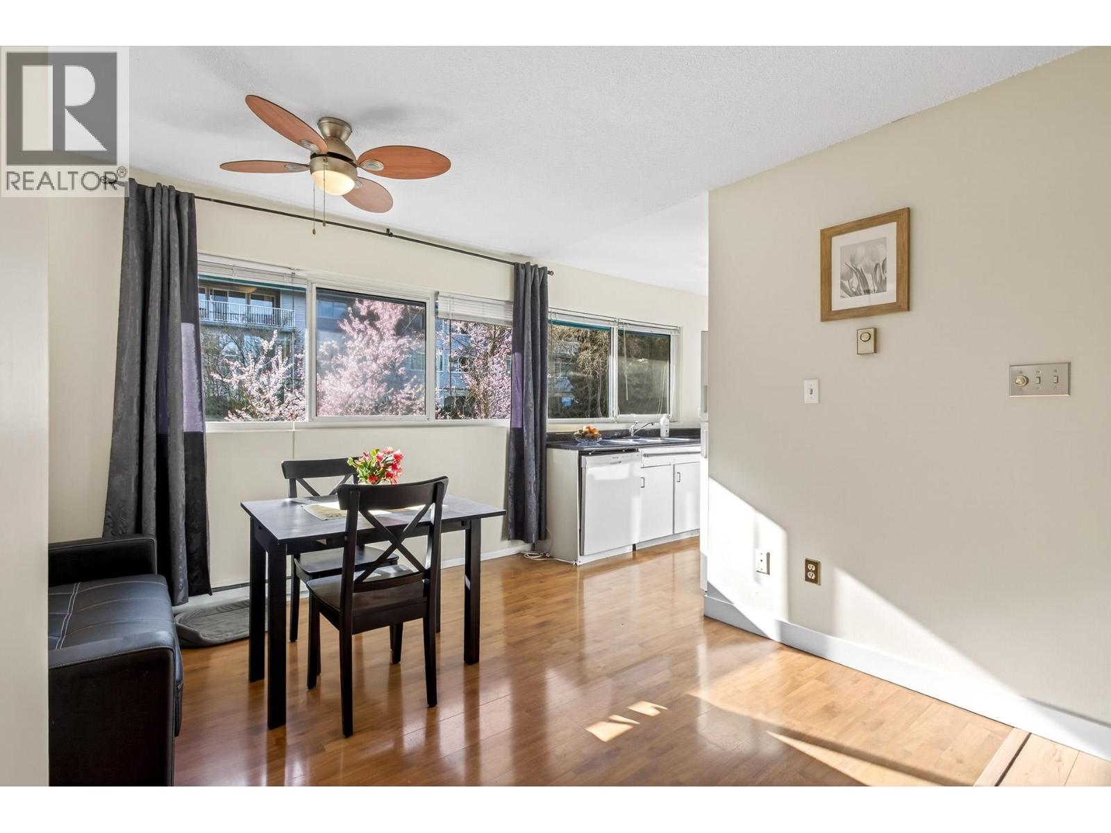 1051 Cecile Drive, Port Moody, British Columbia  V3H 1M5 - Photo 14 - R3105547