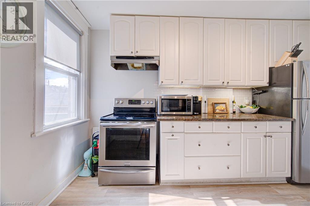 54 Belmont Avenue, Hamilton, Ontario  L8L 7M1 - Photo 14 - 40819313