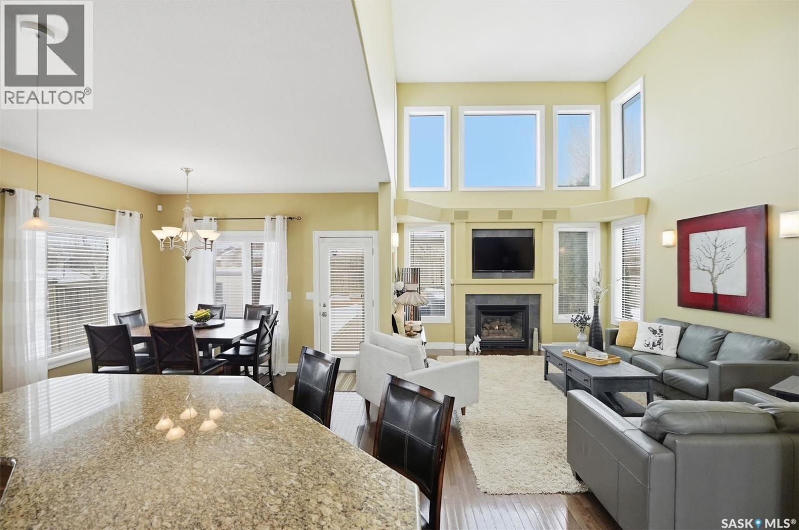 302 Brookhurst Terrace, Saskatoon, Saskatchewan  S7V 1G6 - Photo 6 - SK032632