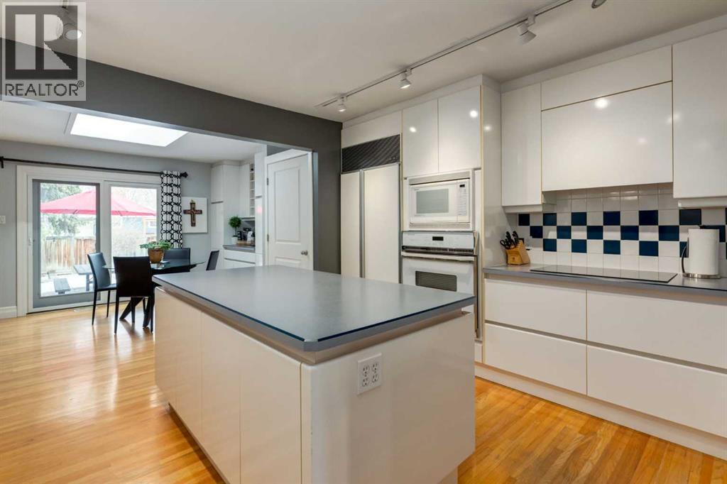 1022 30 Avenue Nw, Calgary, Alberta  T2K 0A3 - Photo 7 - A2300227