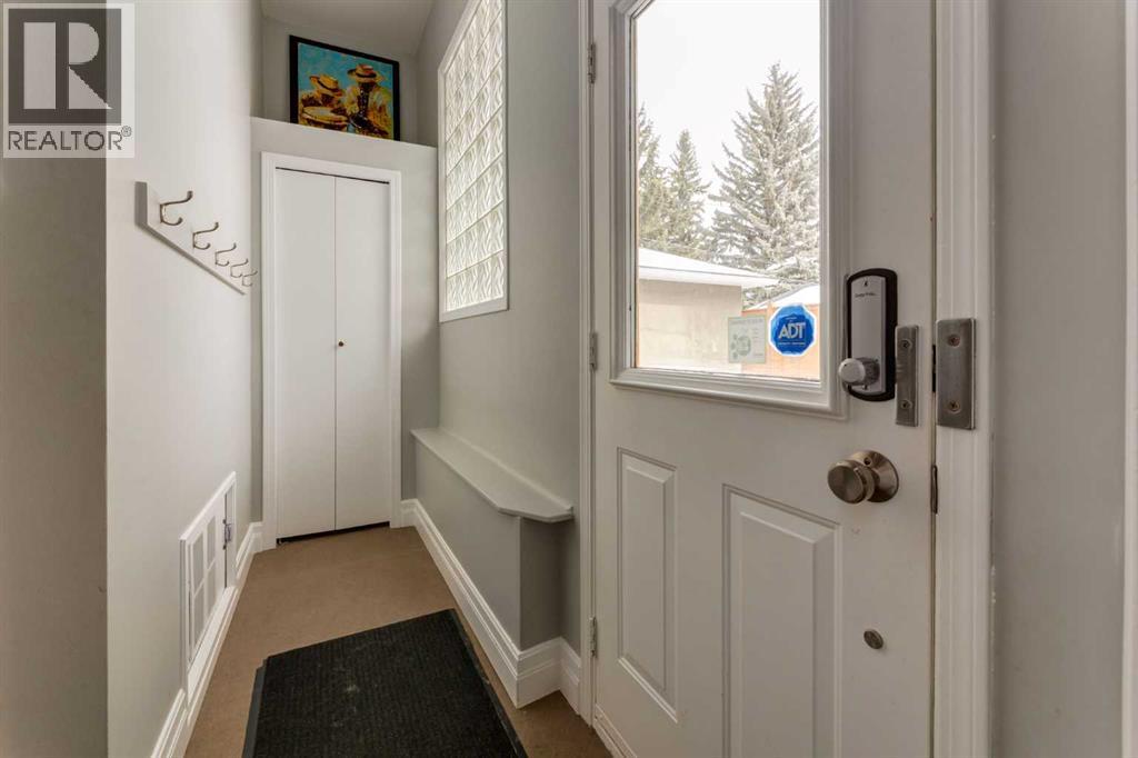 1022 30 Avenue Nw, Calgary, Alberta  T2K 0A3 - Photo 21 - A2300227