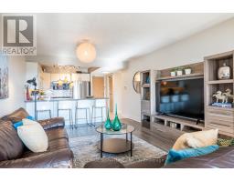 404 - 30 FASHION ROSEWAY, Toronto, Ontario