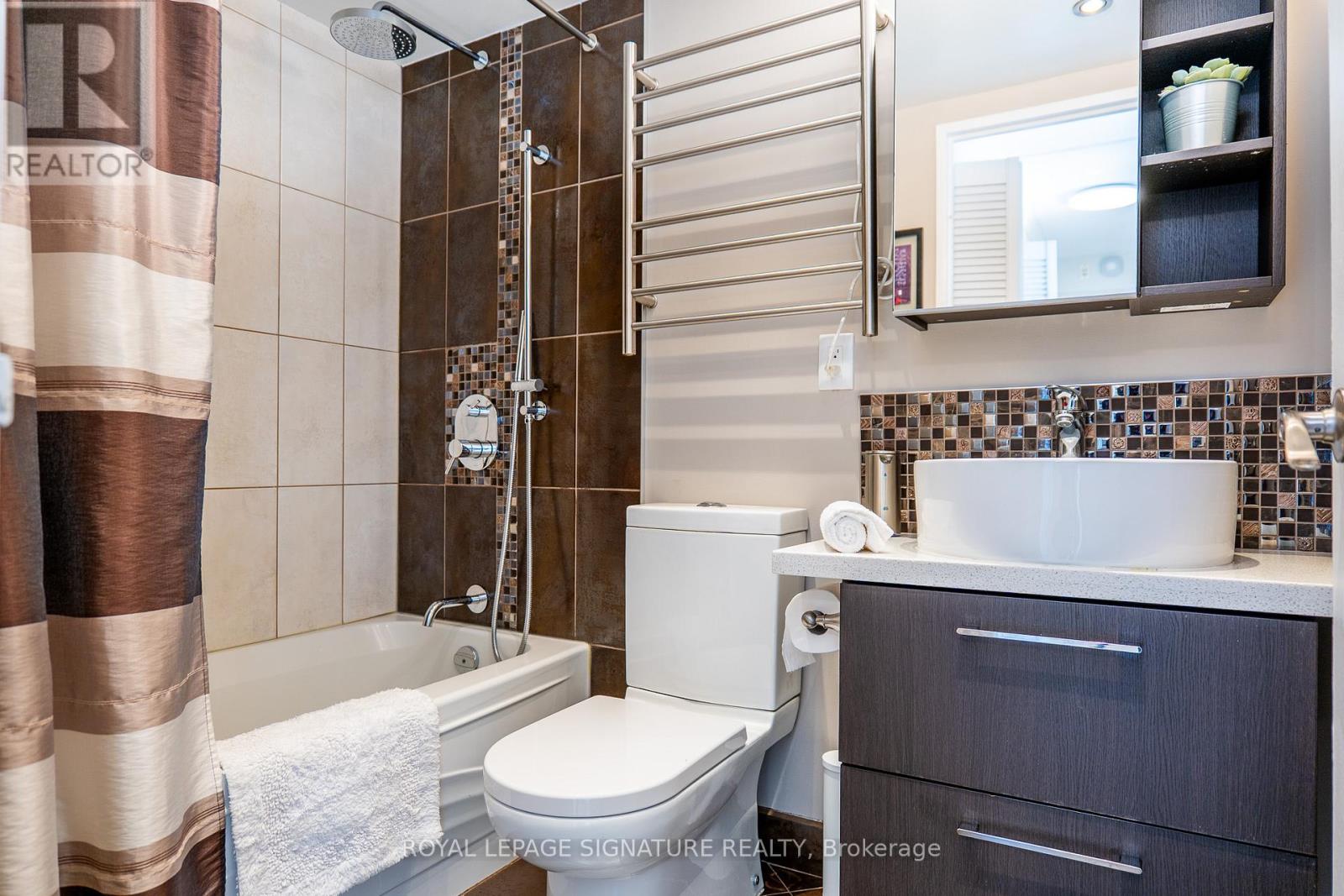 404 - 30 Fashion Roseway, Toronto, Ontario  M2N 6B4 - Photo 30 - C12986902