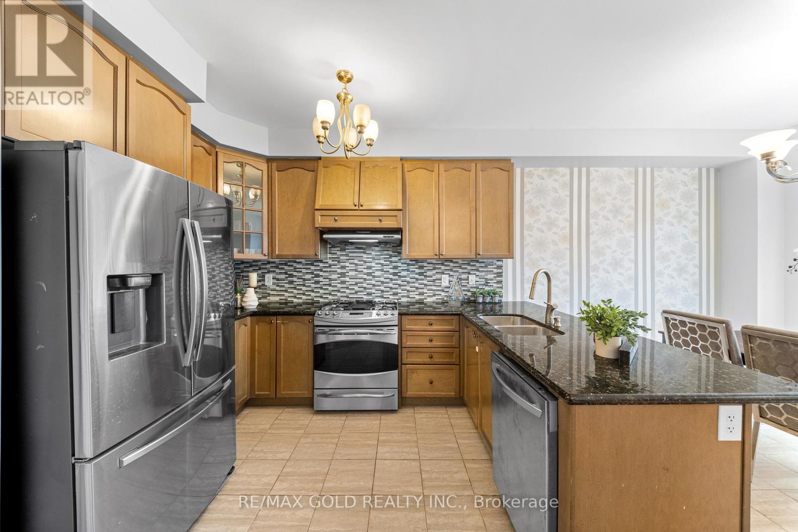 57 James Govan Drive, Whitby, Ontario  L1N 0J9 - Photo 12 - E12986254