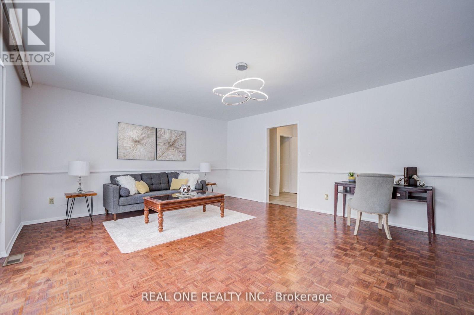 22 Kenmanor Boulevard, Toronto, Ontario  M1W 1R7 - Photo 37 - E12979550