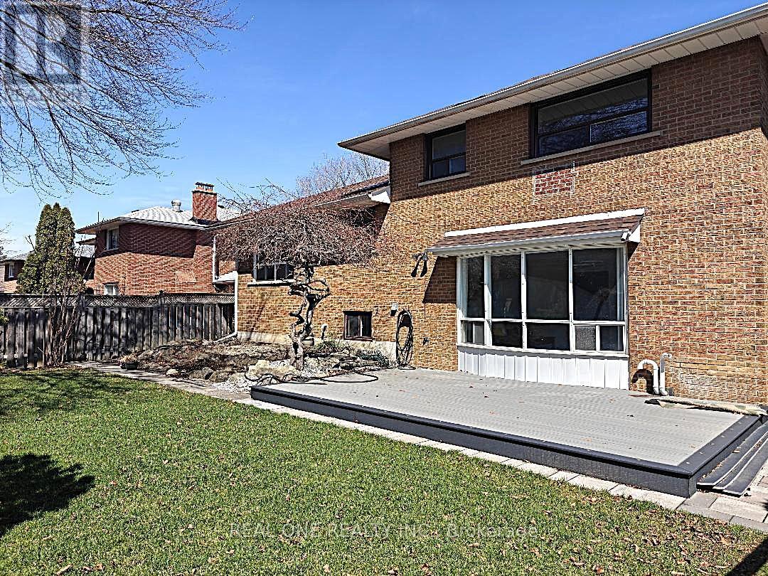 22 Kenmanor Boulevard, Toronto, Ontario  M1W 1R7 - Photo 49 - E12979550