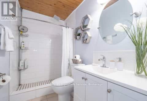 879 Stephenson Road E, Huntsville, Ontario  P0B 1L0 - Photo 28 - X12987056