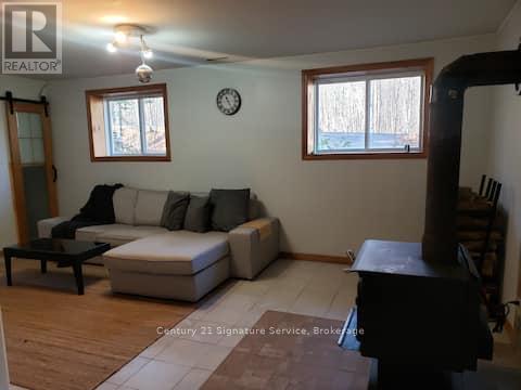 879 Stephenson Road E, Huntsville, Ontario  P0B 1L0 - Photo 18 - X12987056