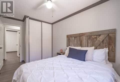 879 Stephenson Road E, Huntsville, Ontario  P0B 1L0 - Photo 27 - X12987056