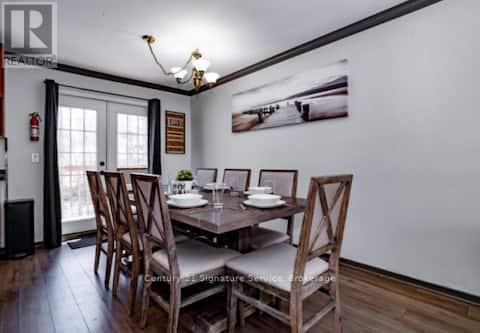 879 Stephenson Road E, Huntsville, Ontario  P0B 1L0 - Photo 8 - X12987056