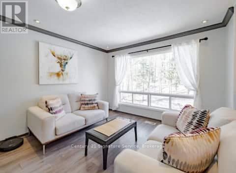 879 Stephenson Road E, Huntsville, Ontario  P0B 1L0 - Photo 5 - X12987056