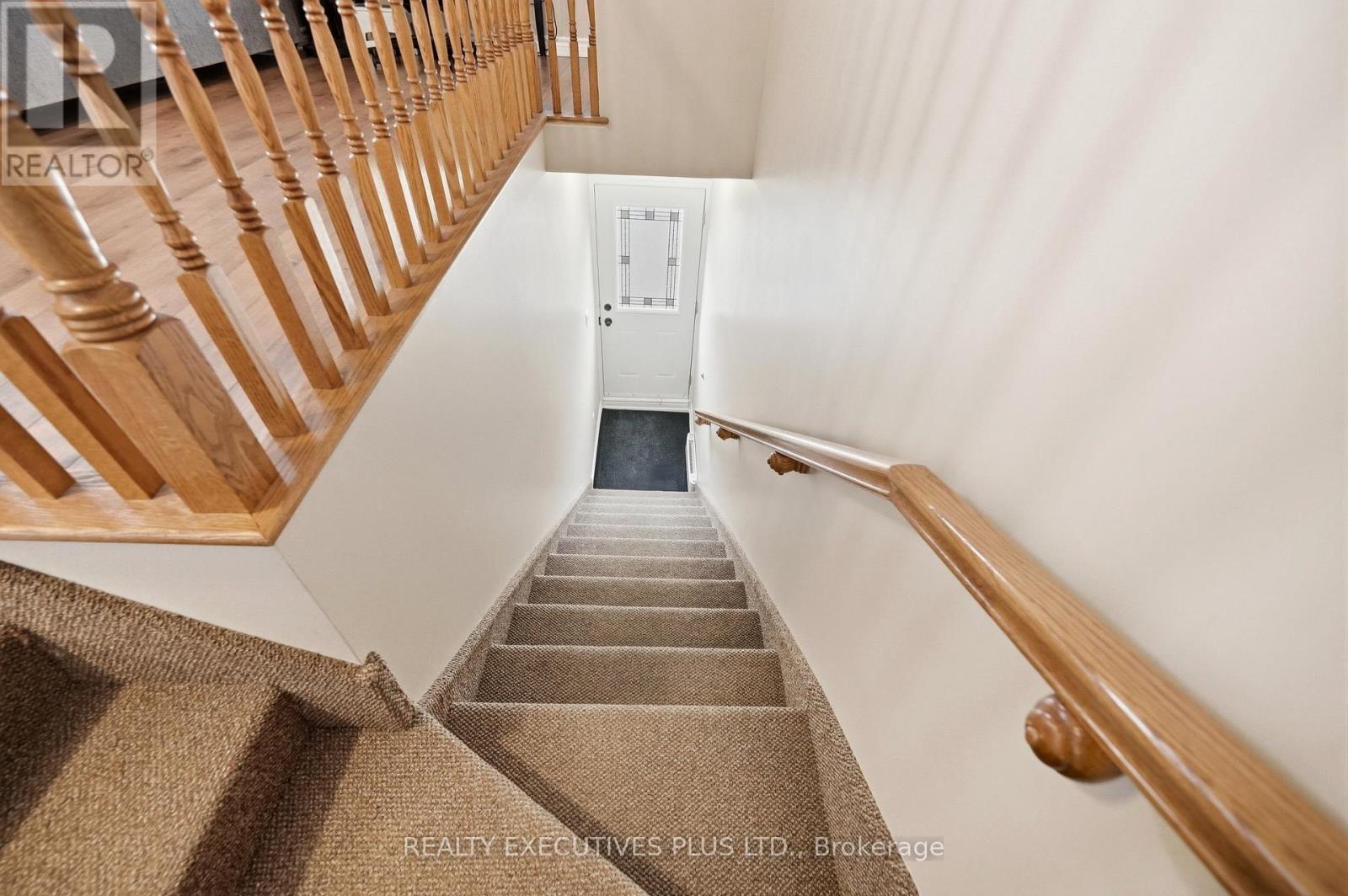 703 - 200 Eliot Street, Clarence-Rockland, Ontario  K4K 0G4 - Photo 2 - X12879168