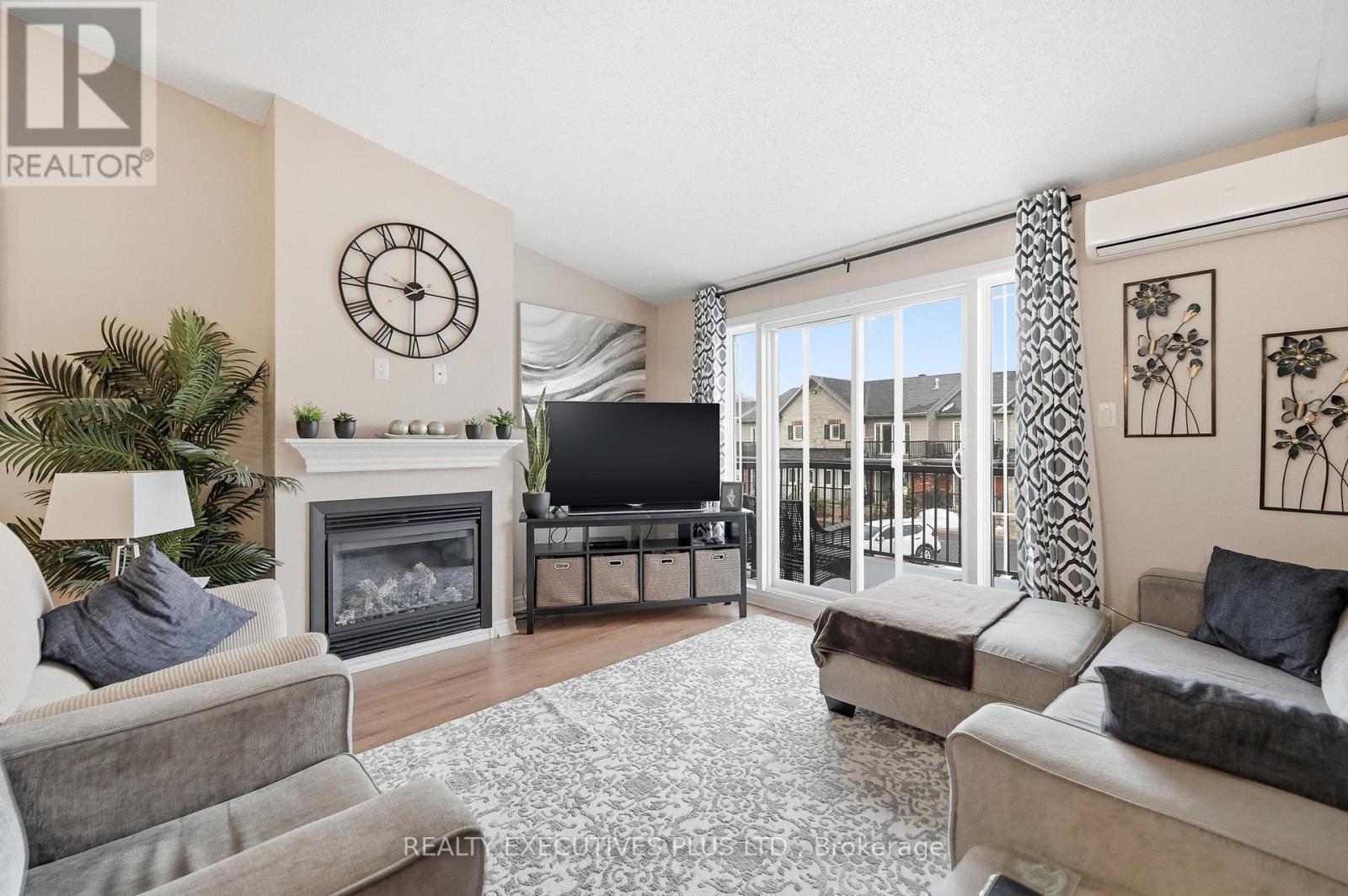 703 - 200 Eliot Street, Clarence-Rockland, Ontario  K4K 0G4 - Photo 5 - X12879168